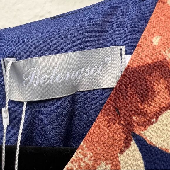 BELONGSCI floral navy blue dress NWT 🌺 size small - Picture 5 of 6